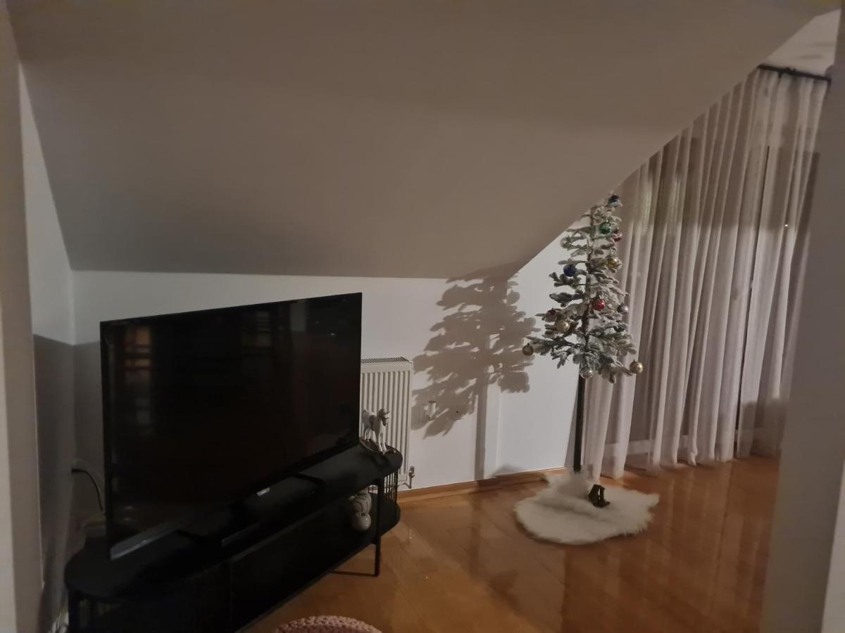 Kaj-Lux Apartment Tuheljske Toplice Bagian luar foto