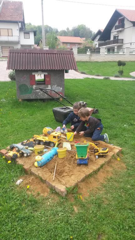 Kaj-Lux Apartment Tuheljske Toplice Bagian luar foto
